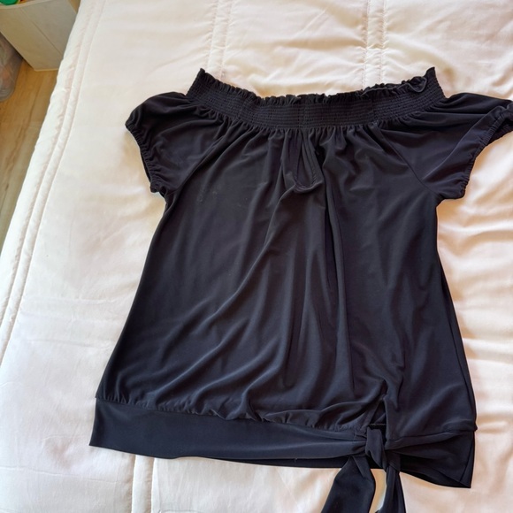 White House Black Market Off Shoulder / Side Tie Top Size M - Picture 5 of 12